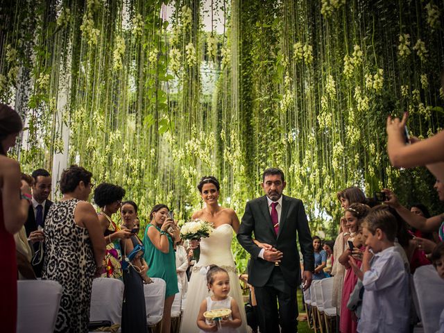 Oliver and Raisa&apos;s Wedding in Braga, Portugal 17