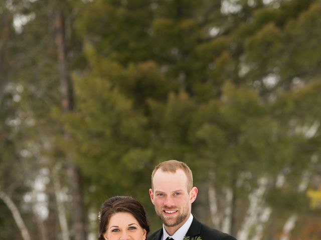 Wade Lundeen and Rachel Lundeen&apos;s Wedding in Brainerd, Minnesota 21