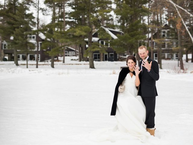 Wade Lundeen and Rachel Lundeen&apos;s Wedding in Brainerd, Minnesota 25