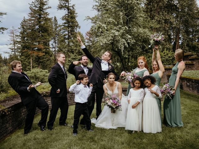 Joseph and Shellie&apos;s Wedding in Spokane, Washington 14