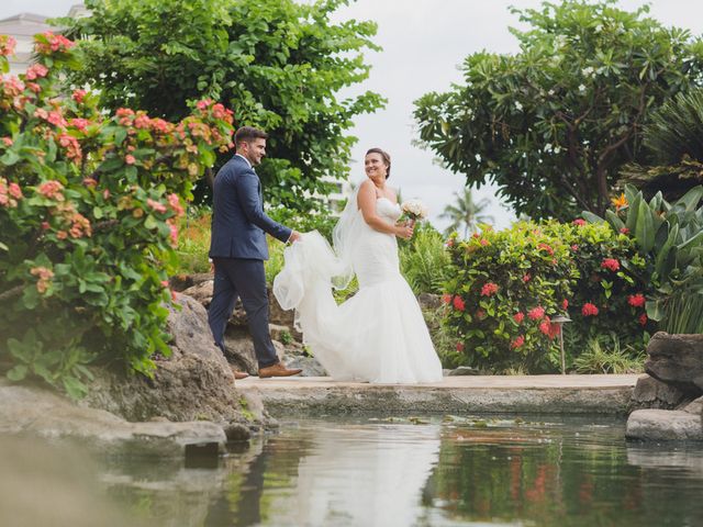 Erin and Kierran&apos;s Wedding in Kapolei, Hawaii 9