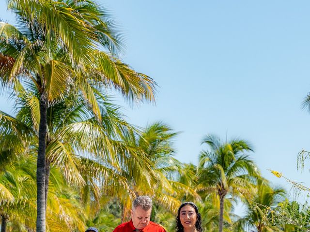 Dallas and Stephanie&apos;s Wedding in Miami, Florida 82