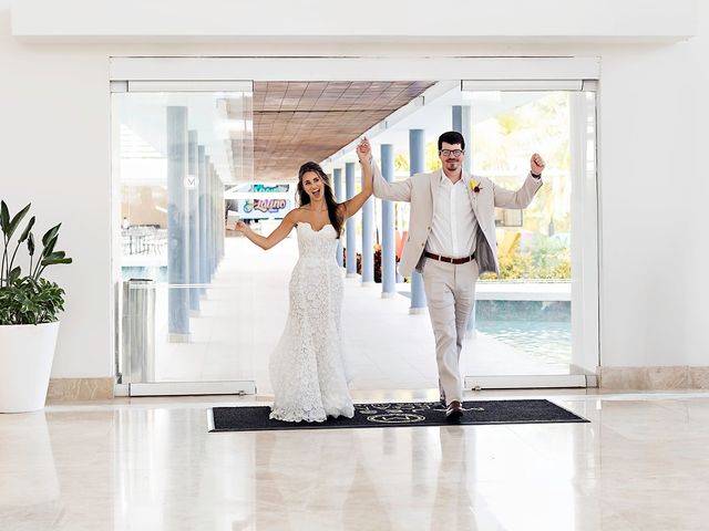 Jadie and Parker's Wedding in Cancun, Mexico 95