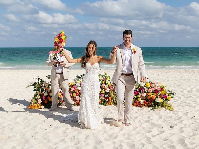 Jadie and Parker's Wedding in Cancun, Mexico 117