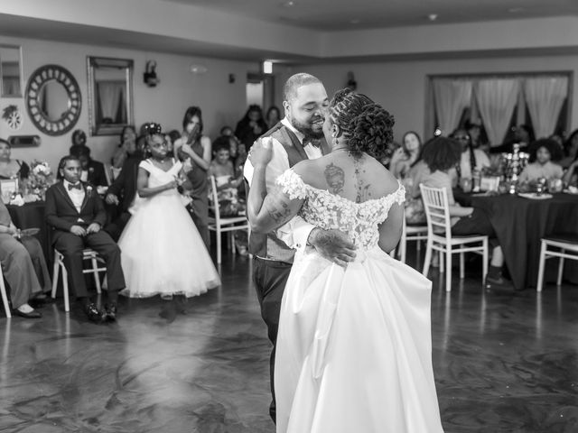 Araysha and Kenaj's Wedding in Runnells, Iowa 8