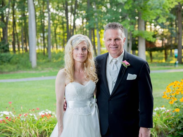 Lori and Robert&apos;s Wedding in Saratoga Springs, New York 3