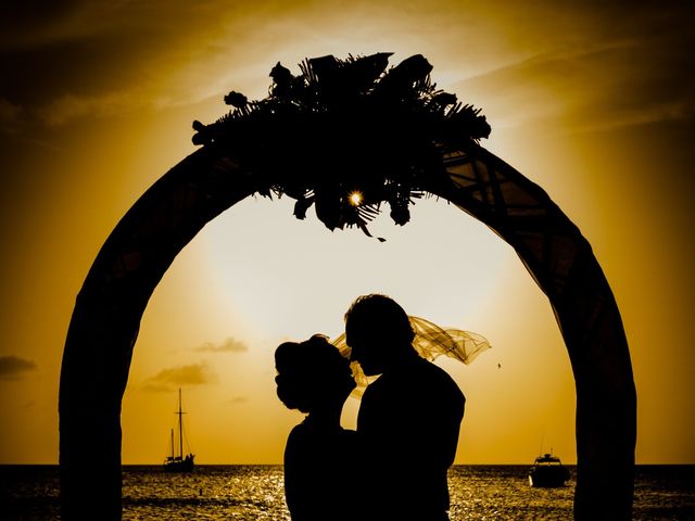 Matti and Charlotte&apos;s Wedding in Oranjestad, Aruba 10