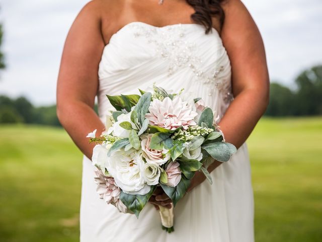 Annie and Deedra&apos;s Wedding in Sunbury, Ohio 18