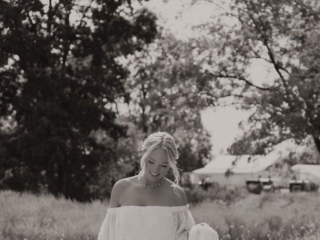 Tim and Juianne's Wedding in Westerville, Ohio 11