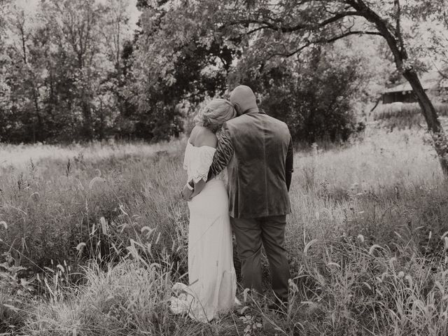 Tim and Juianne's Wedding in Westerville, Ohio 13