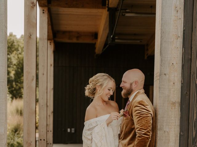 Tim and Juianne's Wedding in Westerville, Ohio 17