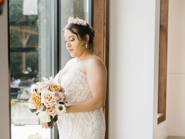 Oscar and Kathrine&apos;s Wedding in Michigan City, Indiana 14