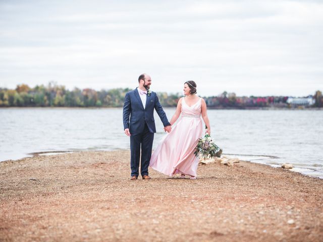 Duncan and Sarah&apos;s Wedding in Westerville, Ohio 19