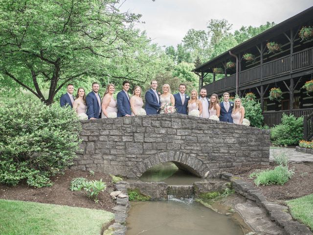 Jimmy and Ashley&apos;s Wedding in Frankfort, Kentucky 11