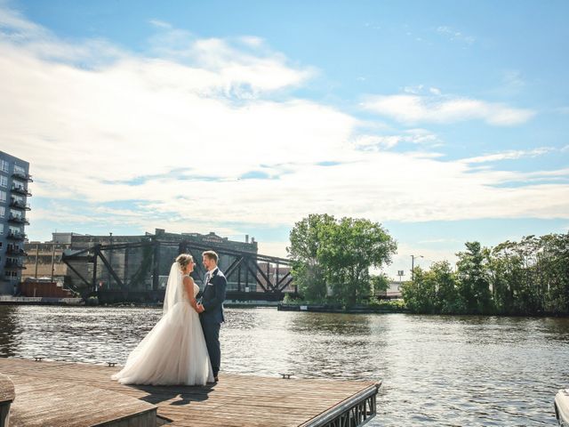 Truman and Lauren&apos;s Wedding in Milwaukee, Wisconsin 1