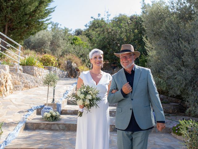 Thomas and Stephie&apos;s Wedding in Crete, Greece 44
