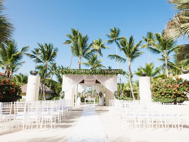 Aaron and Taylor&apos;s Wedding in Punta Cana, Dominican Republic 33