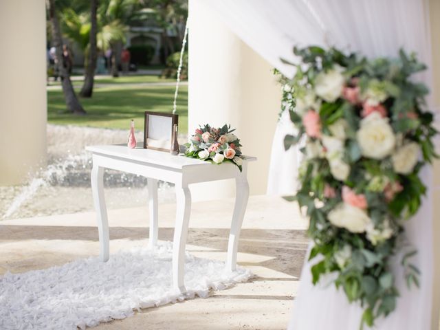 Aaron and Taylor&apos;s Wedding in Punta Cana, Dominican Republic 34
