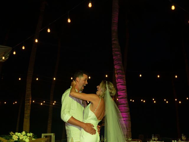 Jacob and Taylor&apos;s Wedding in Cabo San Lucas, Mexico 25