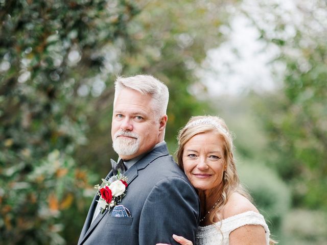 Wes Goss and Terri Goss&apos;s Wedding in Lenoir City, Tennessee 15