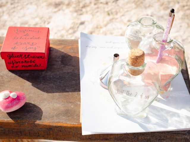 Adam and Lydia&apos;s Wedding in Holbox Island, Mexico 5