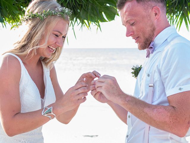 Adam and Lydia&apos;s Wedding in Holbox Island, Mexico 31