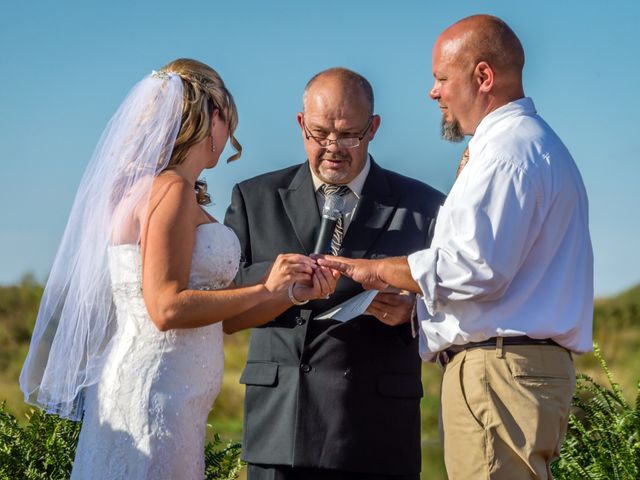 Greg and April&apos;s Wedding in Chandler, Indiana 8