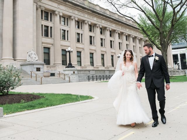 Mark and Jillian&apos;s Wedding in Indianapolis, Indiana 11