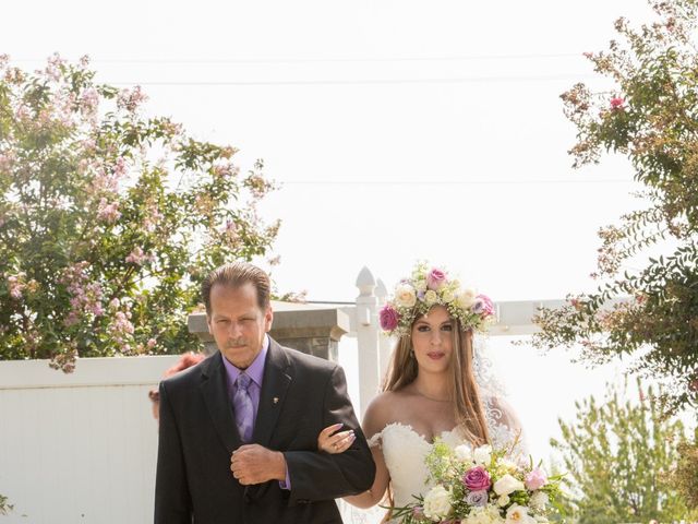 Madison and Dakota&apos;s Wedding in Isleton, California 3