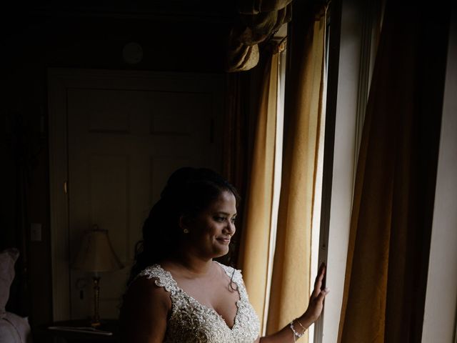 Meneesha and Brandon&apos;s Wedding in Lakewood, Washington 33