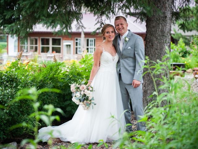 Jake and Taylor&apos;s Wedding in Crosslake, Minnesota 10