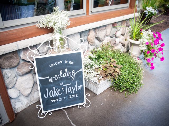 Jake and Taylor&apos;s Wedding in Crosslake, Minnesota 17