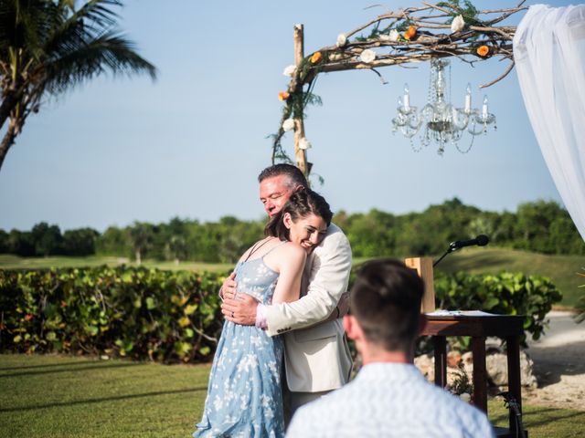 Kevin and Kim&apos;s Wedding in Bavaro, Dominican Republic 27