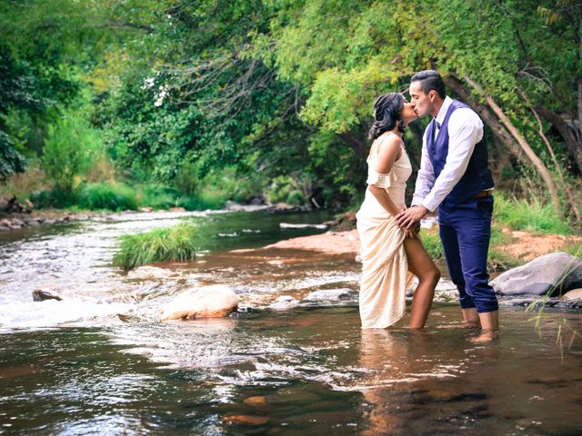 Michael and Genevieve&apos;s Wedding in Sedona, Arizona 13