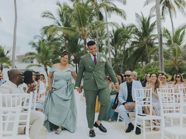 Baldwin and Katherine's Wedding in Punta Cana, Dominican Republic 32