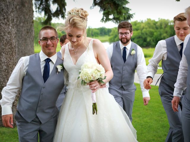 Spencer and Keary&apos;s Wedding in Fargo, North Dakota 42