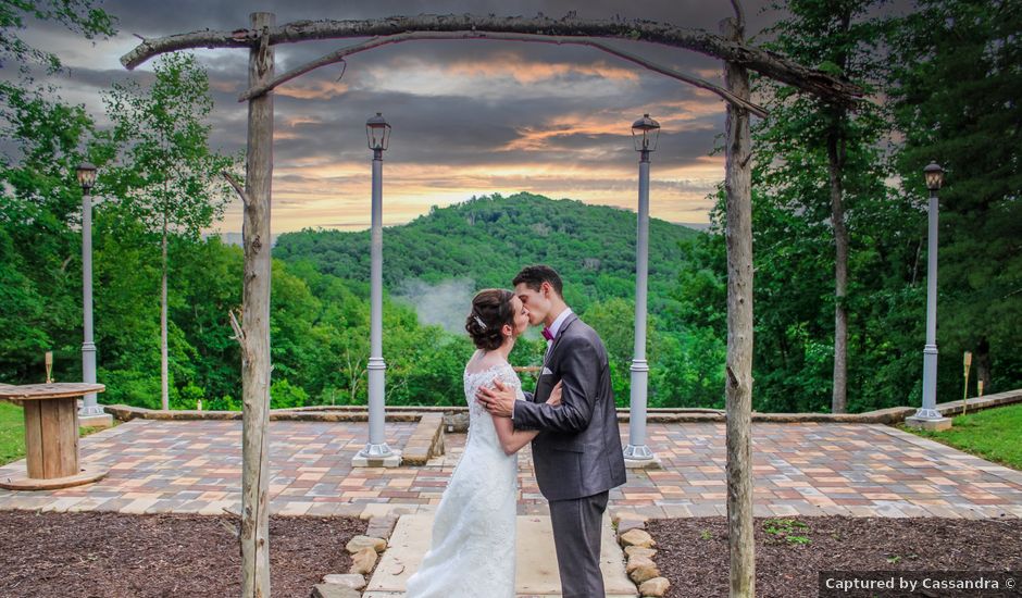 Kyle and Elisabeth's Wedding in Glen Lyn, Virginia