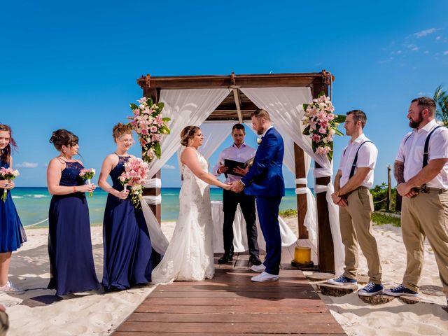 Chris and Isabelle&apos;s Wedding in Playa del Carmen, Mexico 40
