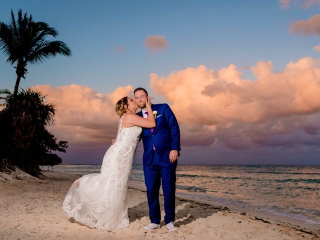 Chris and Isabelle&apos;s Wedding in Playa del Carmen, Mexico 83