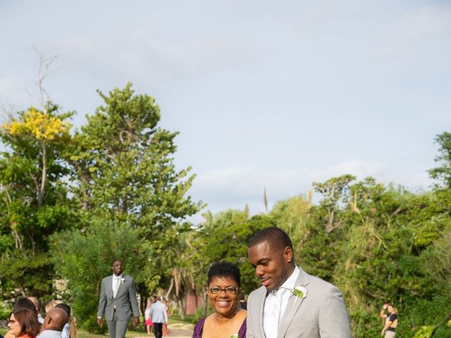 Anthrun and Sarah&apos;s Wedding in Somerset Village, Bermuda 10