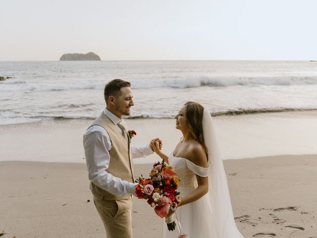 Josh and Driana&apos;s Wedding in Manuel Antonio, Costa Rica 32