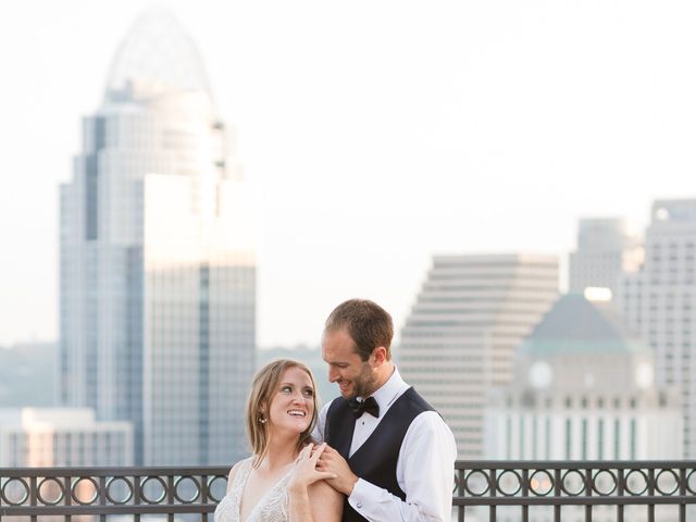 David and Becky's Wedding in Cincinnati, Ohio 5