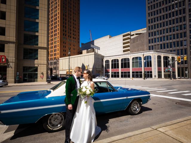 Tyler and Kylie&apos;s Wedding in Detroit, Michigan 27