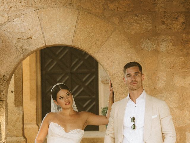 Julian and Samantha's Wedding in Tarragona, Spain 32