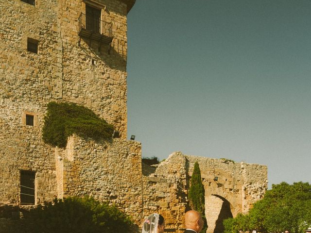 Julian and Samantha's Wedding in Tarragona, Spain 46