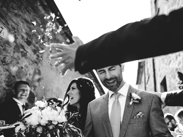 Morgan and Anthony&apos;s Wedding in Tuscany, Italy 32