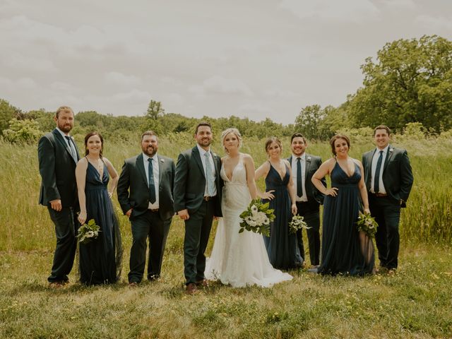 Luke and Chelsea&apos;s Wedding in Novi, Michigan 25