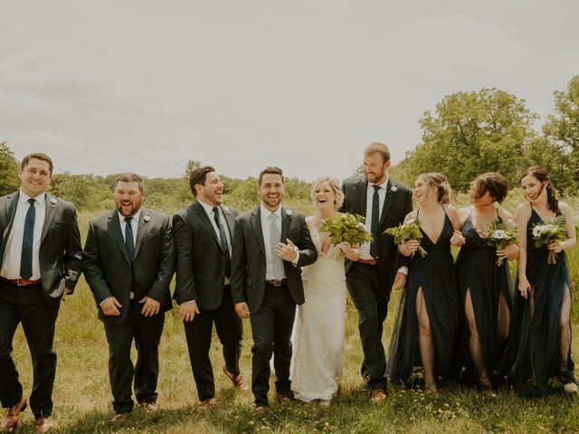 Luke and Chelsea&apos;s Wedding in Novi, Michigan 26