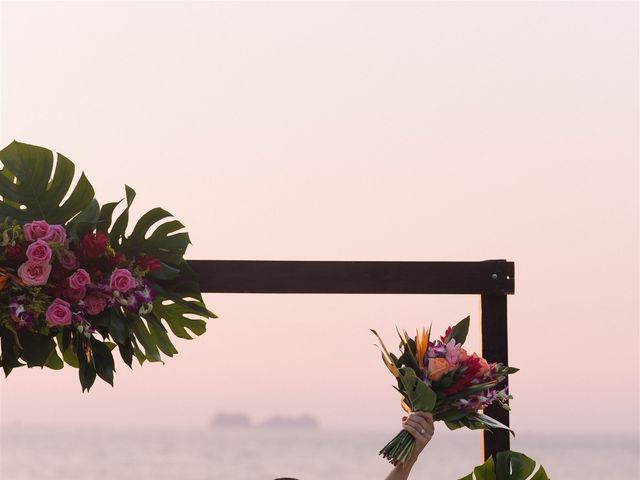 Frank and Lauren's Wedding in Playa Flamingo, Costa Rica 20