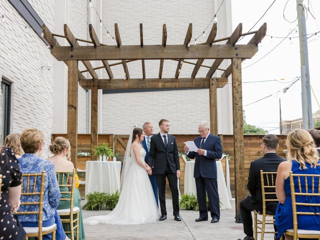 Alex and Molly's Wedding in Cincinnati, Ohio 12